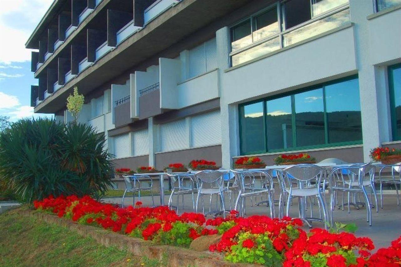 Hotel Capo Est Gabicce Mare Bagian luar foto