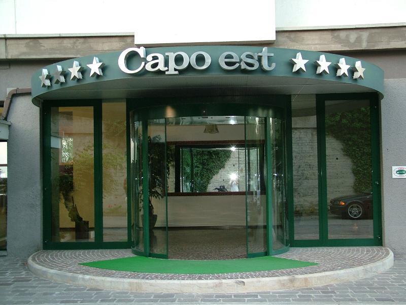 Hotel Capo Est Gabicce Mare Bagian luar foto